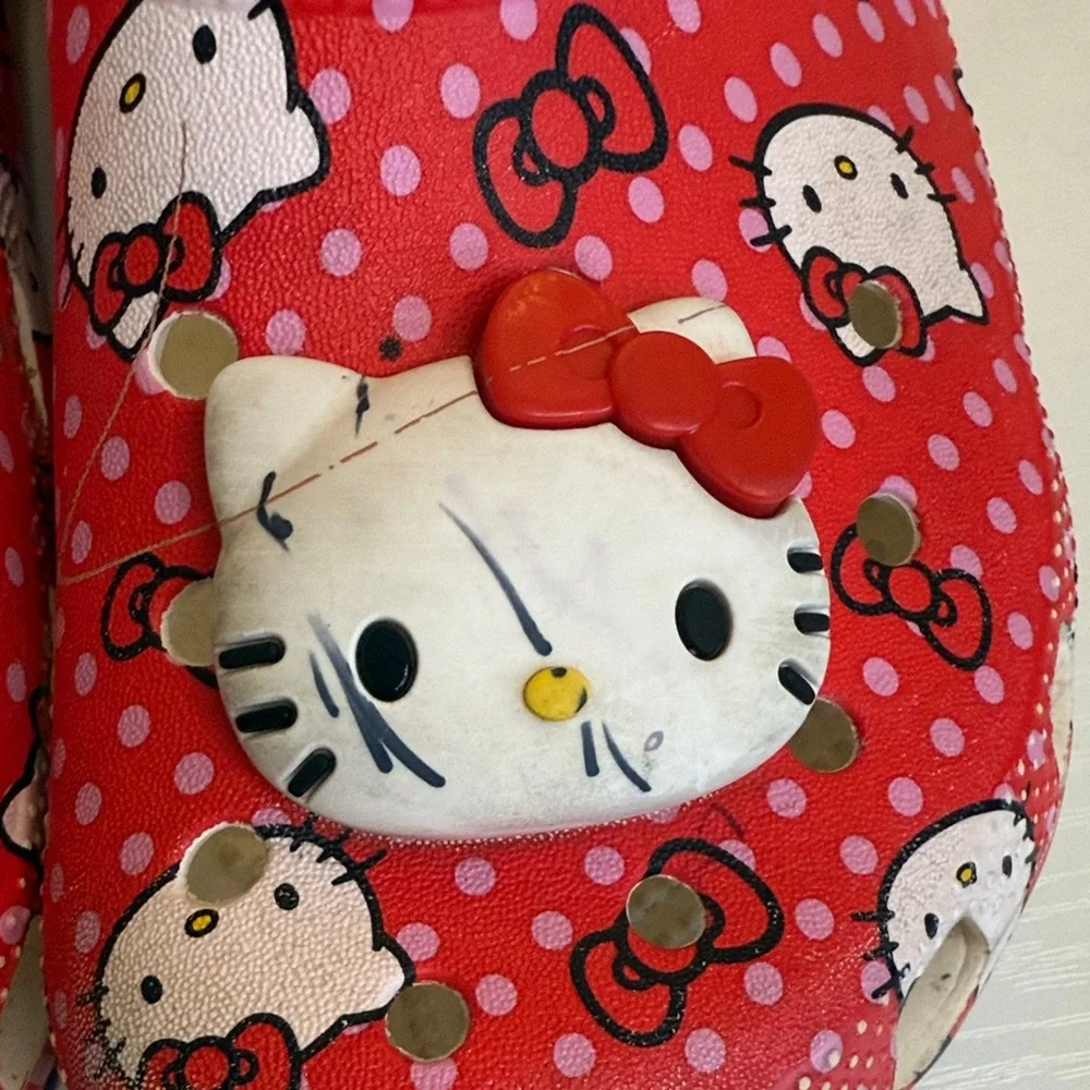 Sanrio Kids Slippers in Red and White